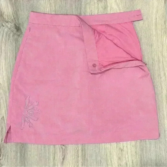 Monterey Club Women’s Golf Athletic Skort Pink Embroidered Flower Zip Size 8 - Picture 3 of 9
